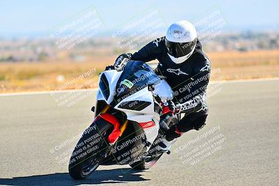 media/Nov-09-2024-2WTD (Sat) [[694fc593b7]]/Group C/Session 3 (Turn 6-Inside)/